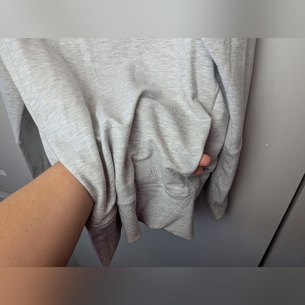 Lululemon High Lines Pullover Size 6 Light Gray Style Number: W3BN6S Long Sleeve - Picture 8 of 16
